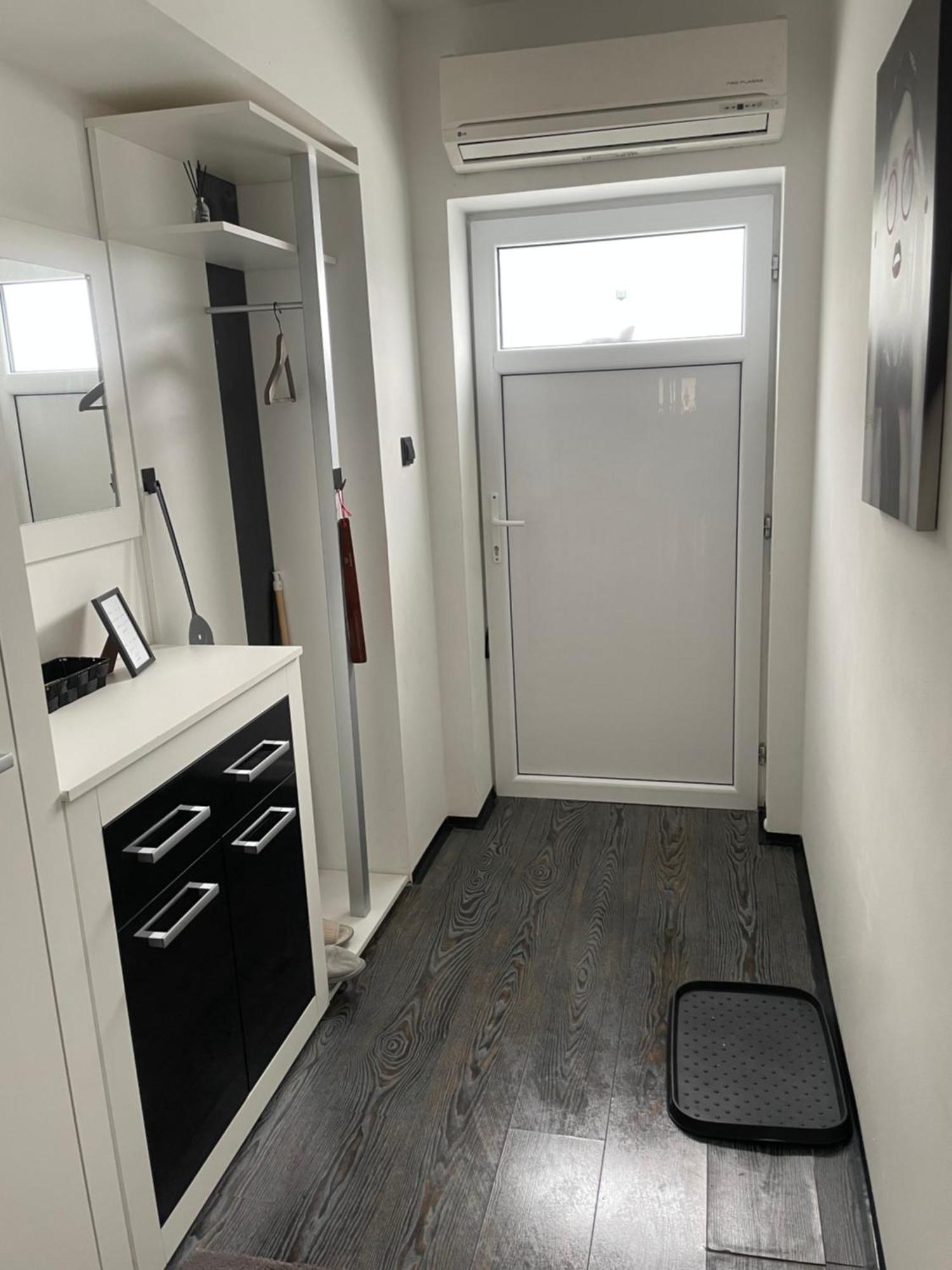 Apartman Vera Pardubice Exteriör bild