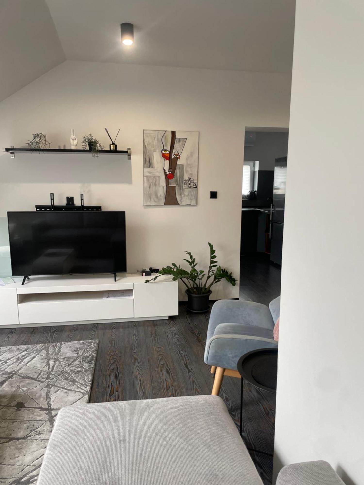 Apartman Vera Pardubice Exteriör bild