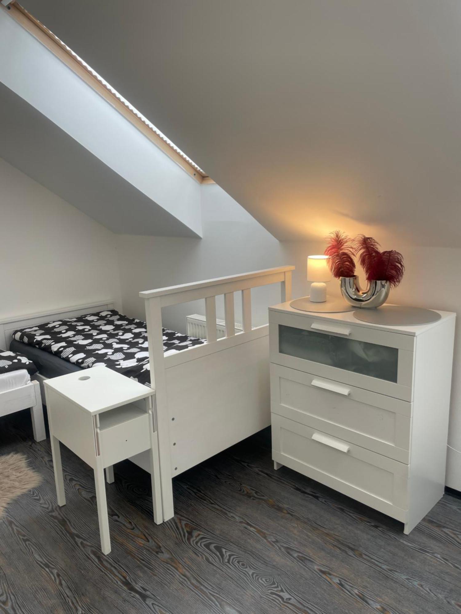 Apartman Vera Pardubice Exteriör bild